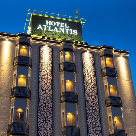 Hotel Atlantis Toyonaka (Adults Only) Eksteriør billede